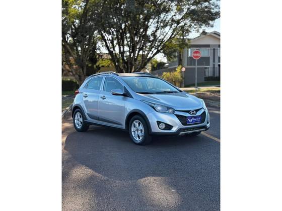 HYUNDAI HB20X 1.6 16V PREMIUM FLEX 4P AUTOMÁTICO